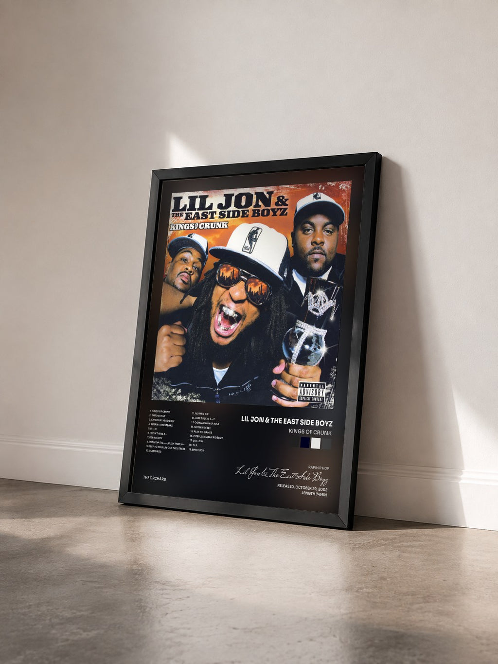 #noir Tableau de l'album Kings Of Crunk de Lil Jon & The East Side Boyz vu de trois quarts, cadre noir