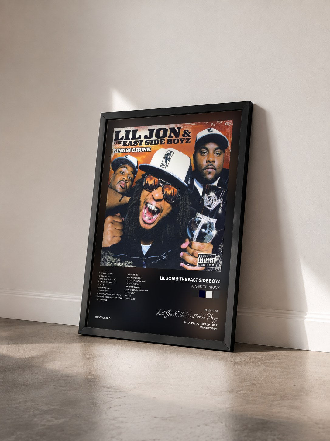 #noir Tableau de l'album Kings Of Crunk de Lil Jon & The East Side Boyz vu de trois quarts, cadre noir
