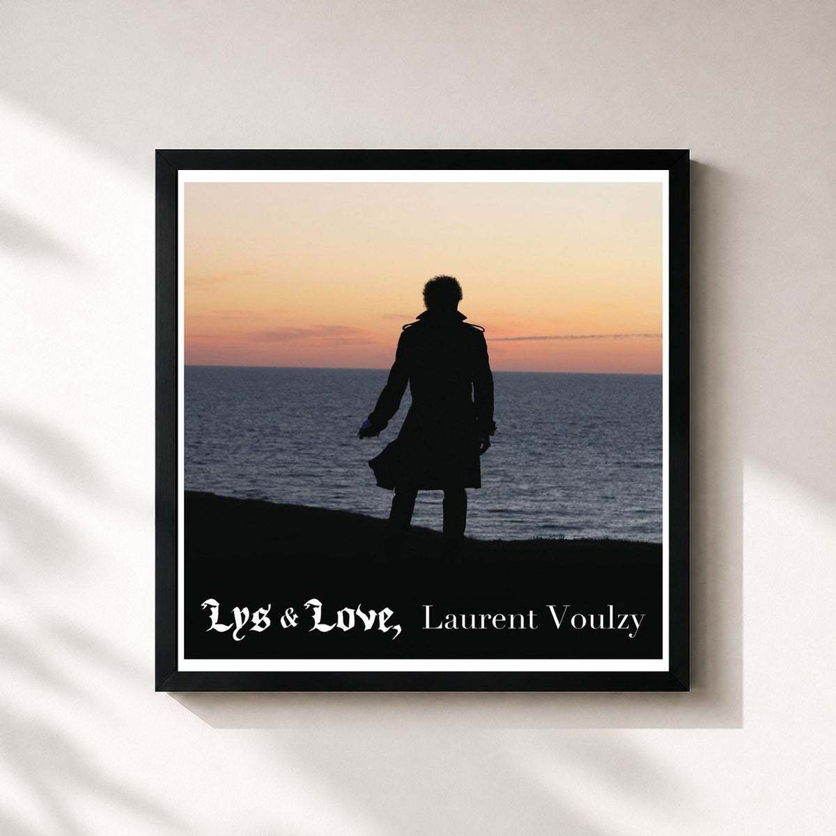 #noir Tableau carré de l'album Lys & Love de Laurent Voulzy, cadre noir 32x32 cm