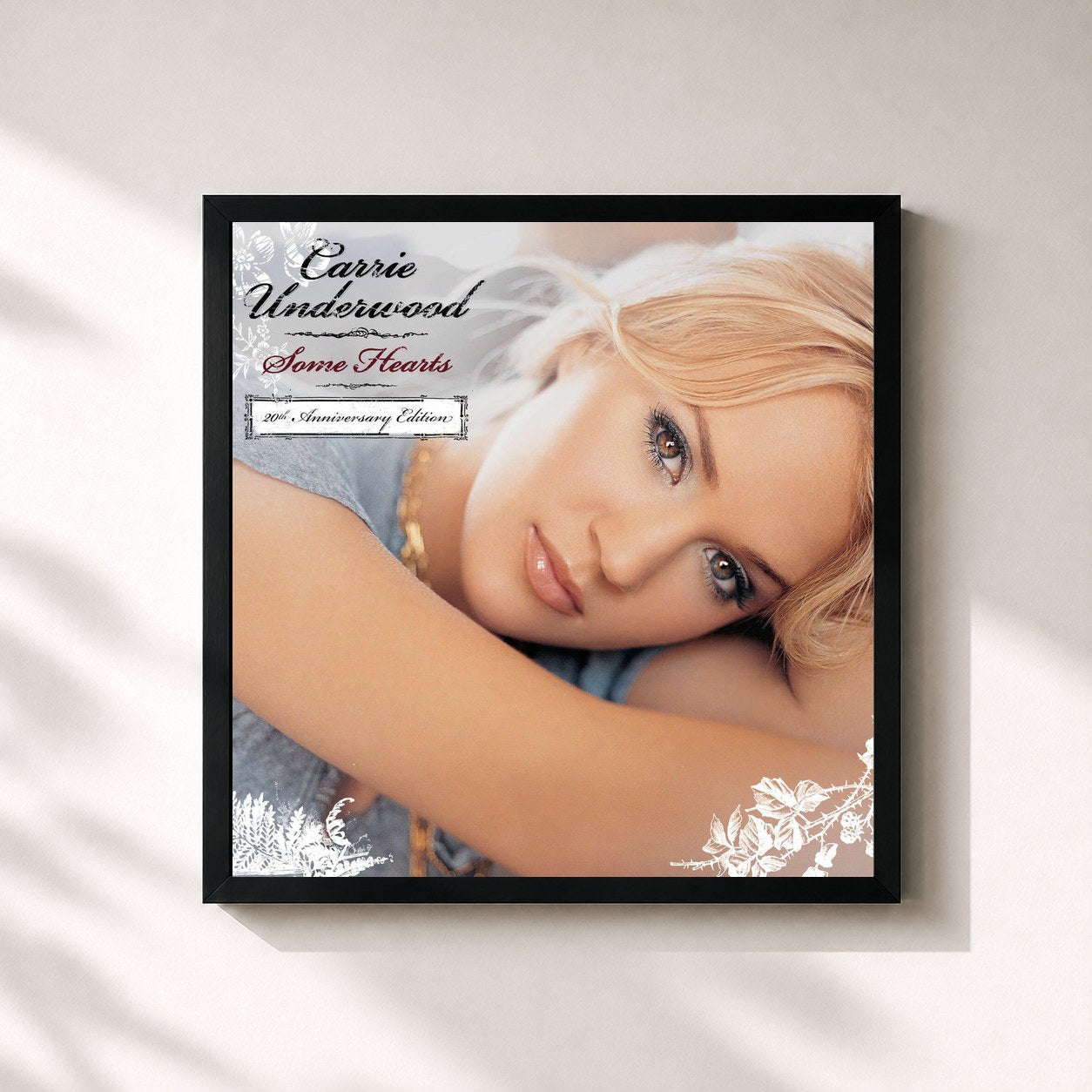 #noir Tableau carré de l'album Some Hearts (20th Anniversary) de Carrie Underwood, cadre noir 32x32 cm