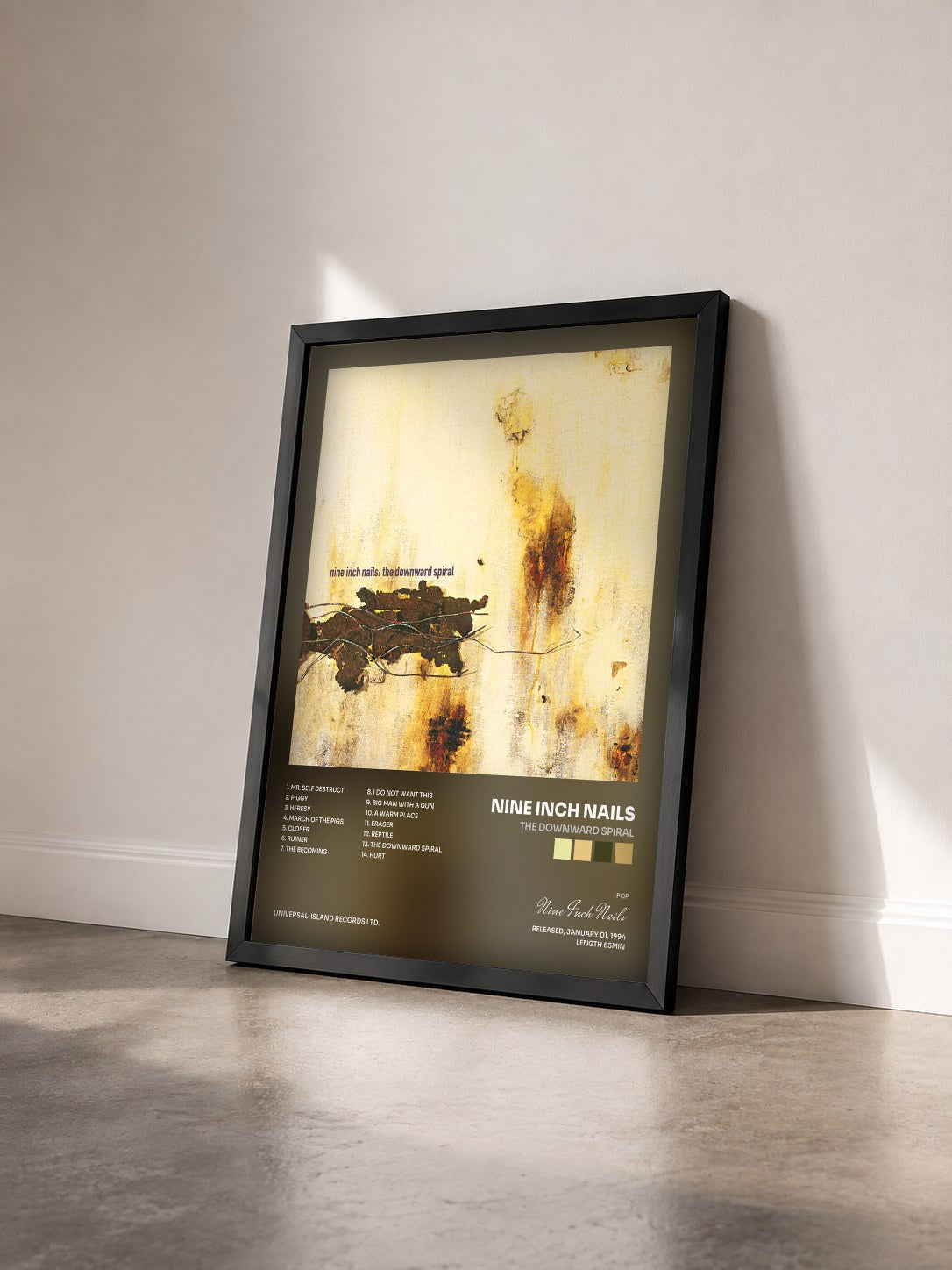 #noir The Downward Spiral di Nine Inch Nails in stampa incorniciata vista di tre quarti, cornice nera