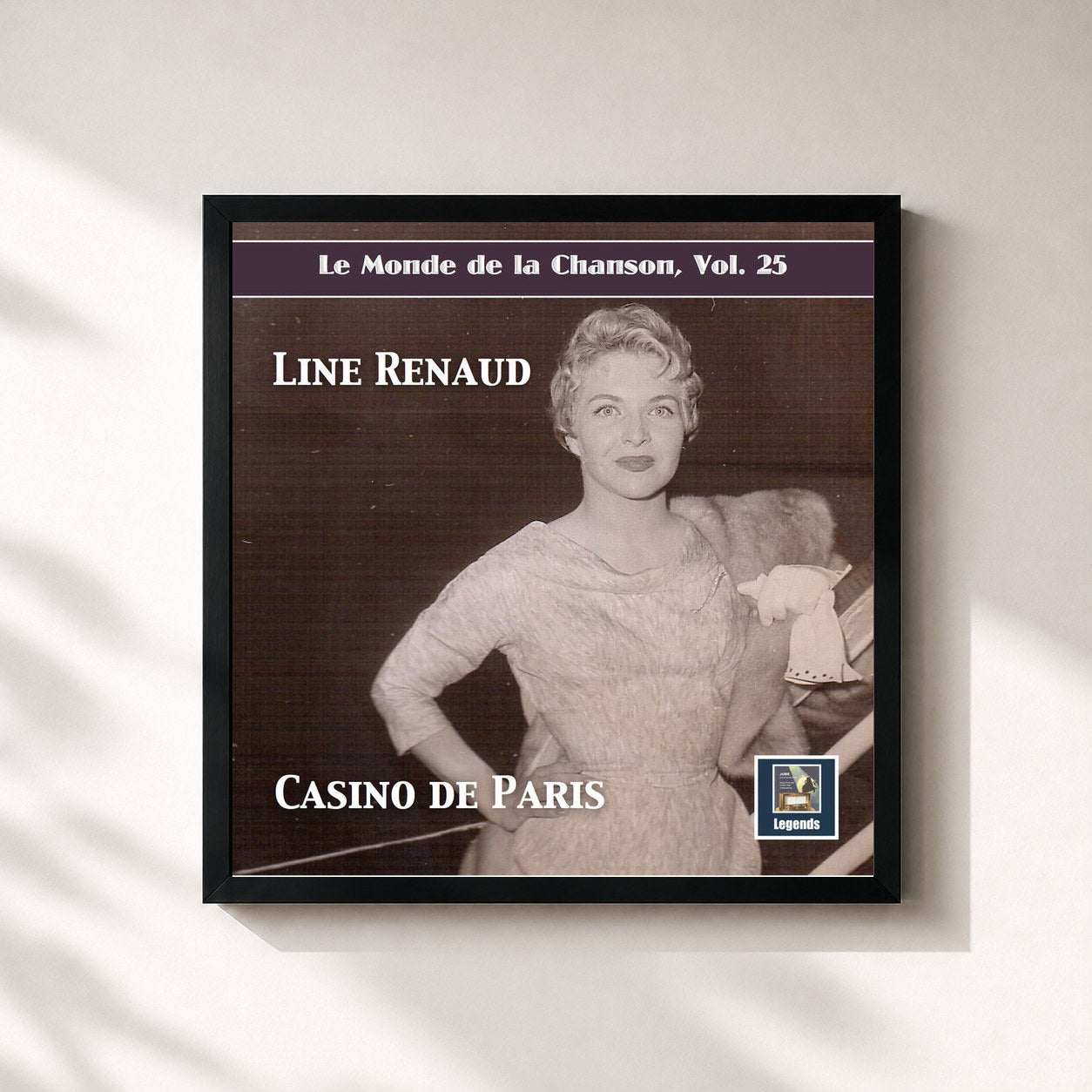 #noir Tableau carré de l'album Le Monde de la Chanson, Vol. 25: "Casino de Paris" – Line Renaud (2019 Remaster) de Line Renaud, cadre noir 32x32 cm