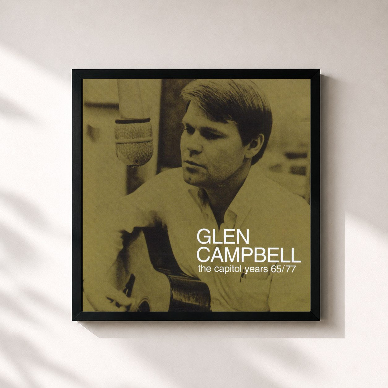 #noir Tableau carré de l'album Glen Campbell - The Capitol Years 1965 - 1977 de Glen Campbell, cadre noir 32x32 cm