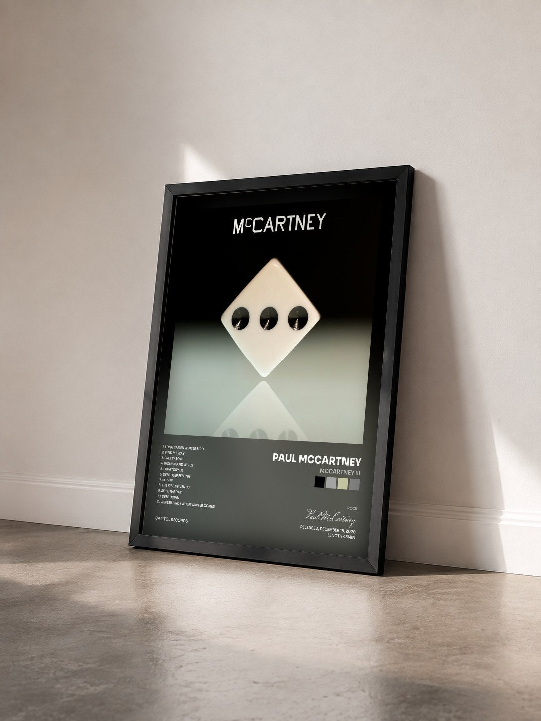 #noir Tableau de l'album McCartney III de Paul McCartney vu de trois quarts, cadre noir