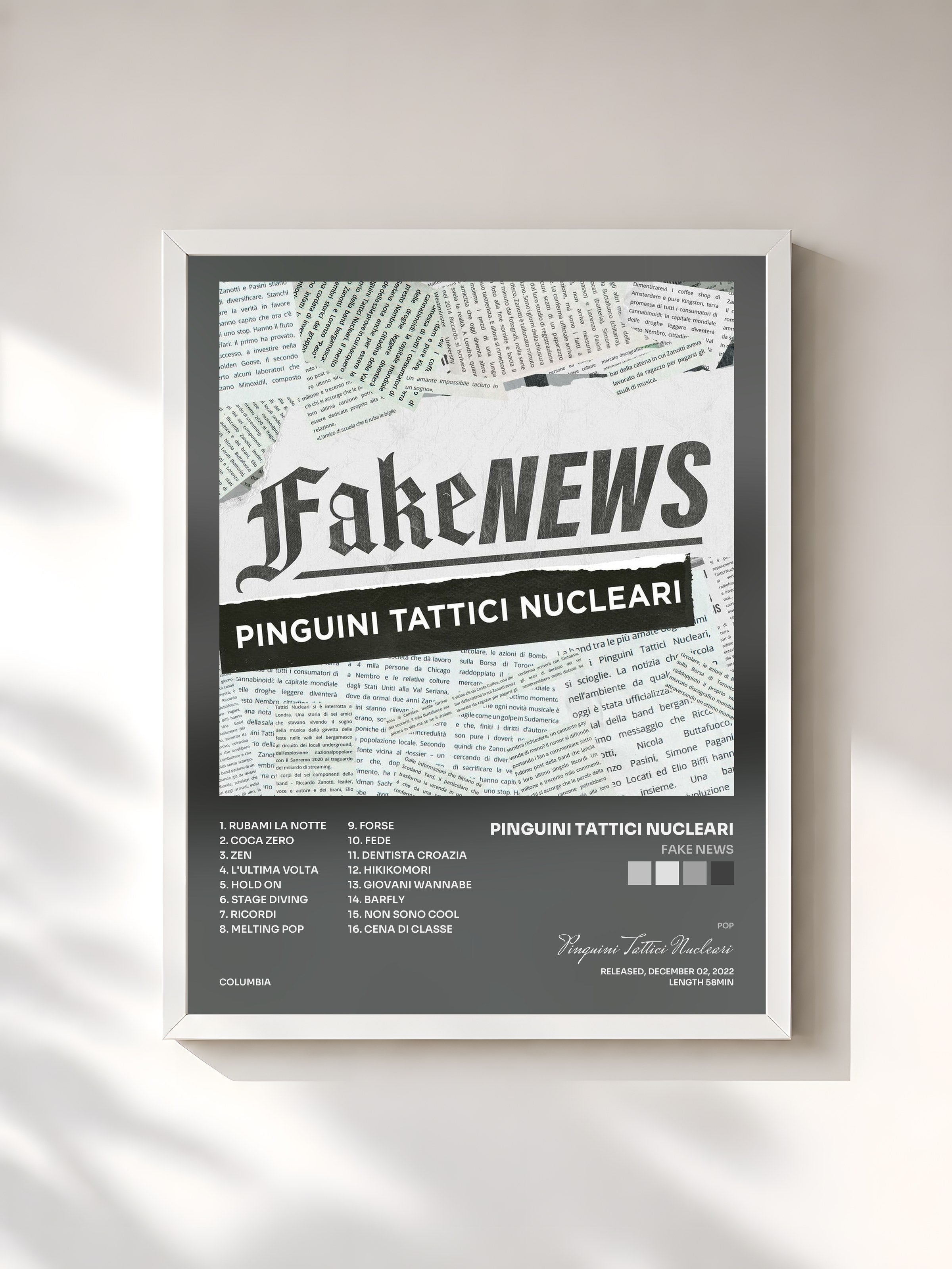 #blanc Tableau de l'album Fake News de Pinguini Tattici Nucleari, cadre blanc, imprimé et encadré en France