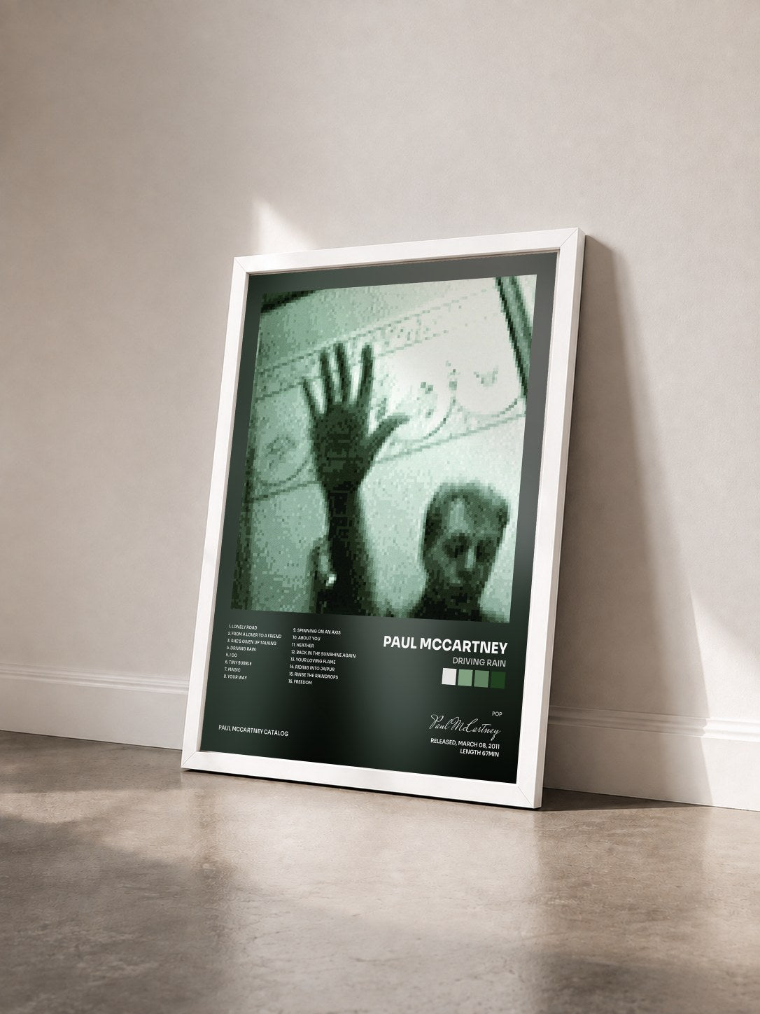#blanc Tableau de l'album Driving Rain de Paul McCartney vu de trois quarts, cadre blanc