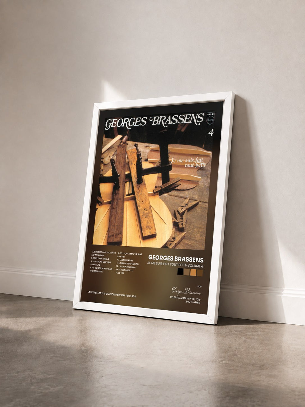 #blanc Tableau de l'album Je Me Suis Fait Tout Petit-Volume 4 de Georges Brassens vu de trois quarts, cadre blanc