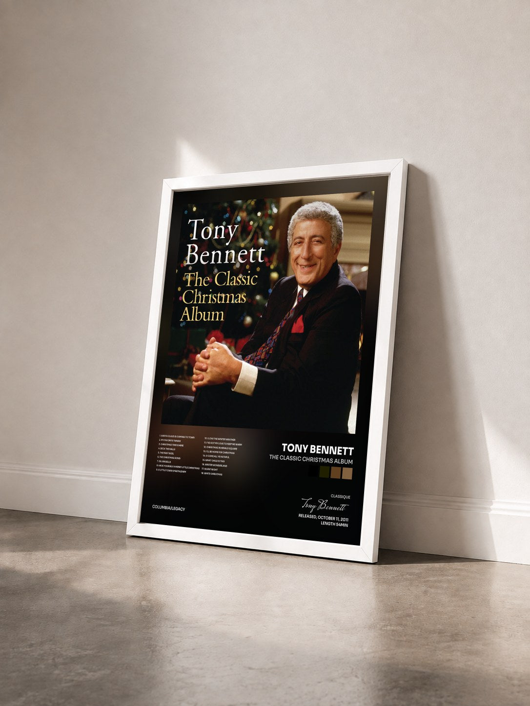 #blanc Tableau de l'album The Classic Christmas Album de Tony Bennett vu de trois quarts, cadre blanc