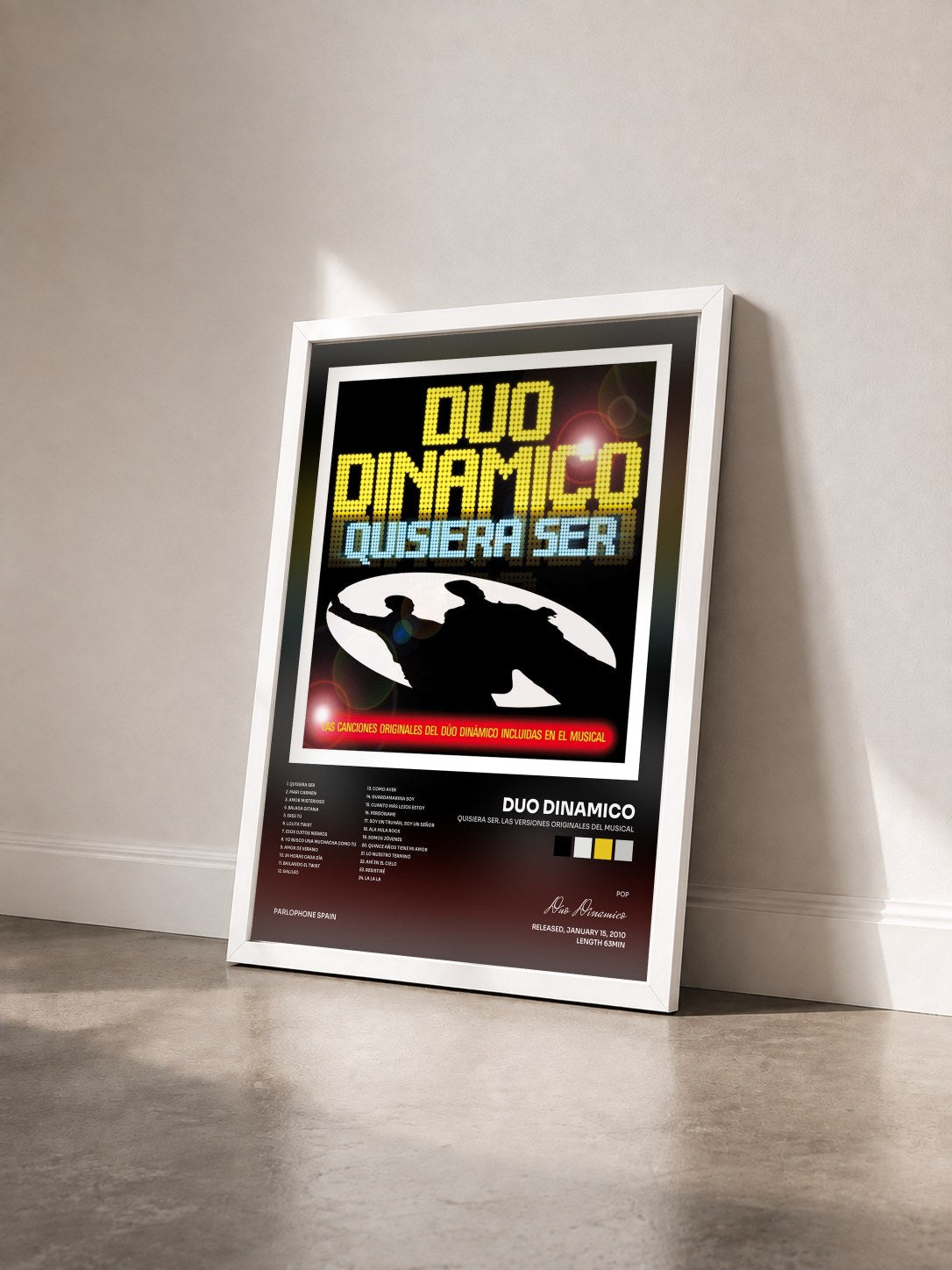 #blanc Tableau de l'album Quisiera Ser. Las Versiones Originales Del Musical de Duo Dinamico vu de trois quarts, cadre blanc