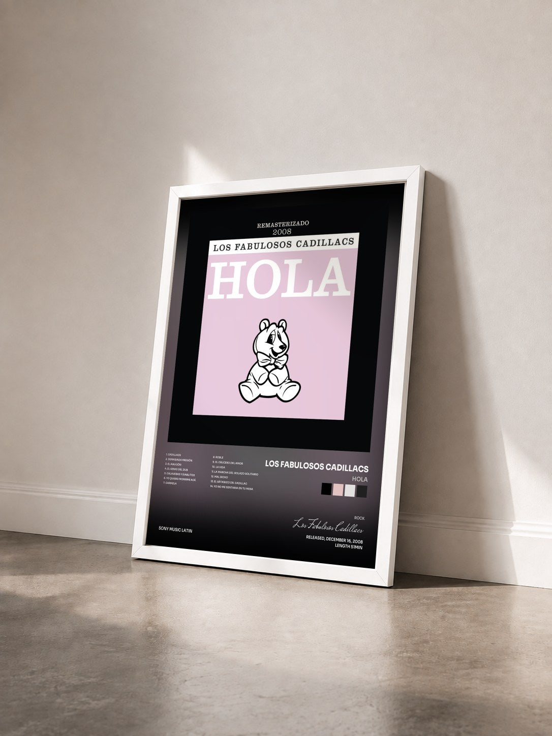 #blanc Tableau de l'album Hola de Los Fabulosos Cadillacs vu de trois quarts, cadre blanc