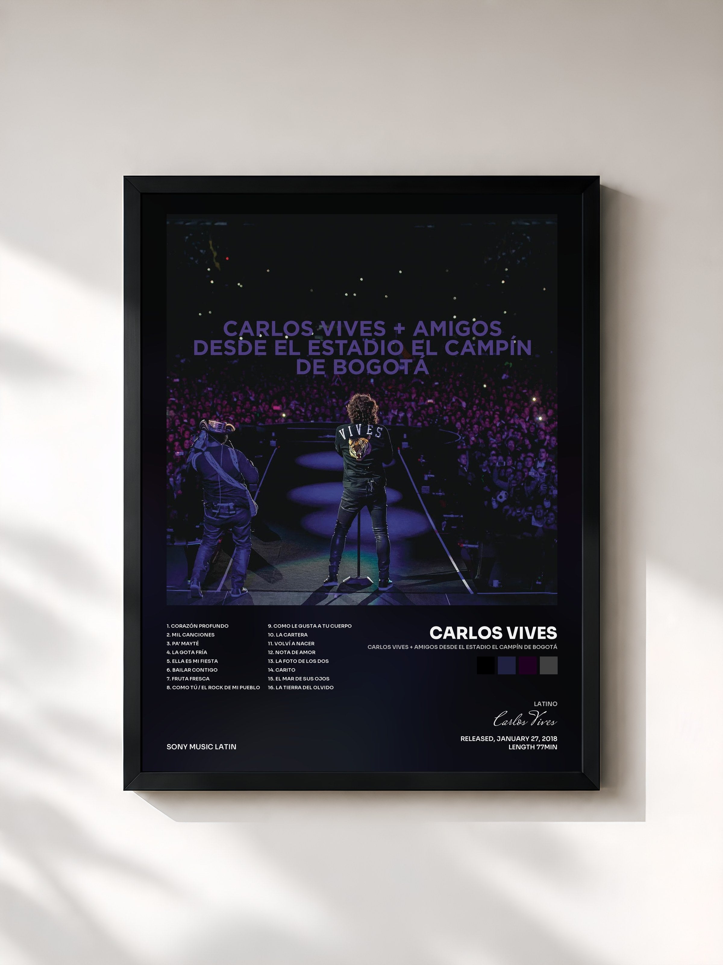 #noir Tableau de l'album Carlos Vives + Amigos Desde el Estadio El Campín de Bogotá de Carlos Vives, cadre noir, imprimé et encadré en France