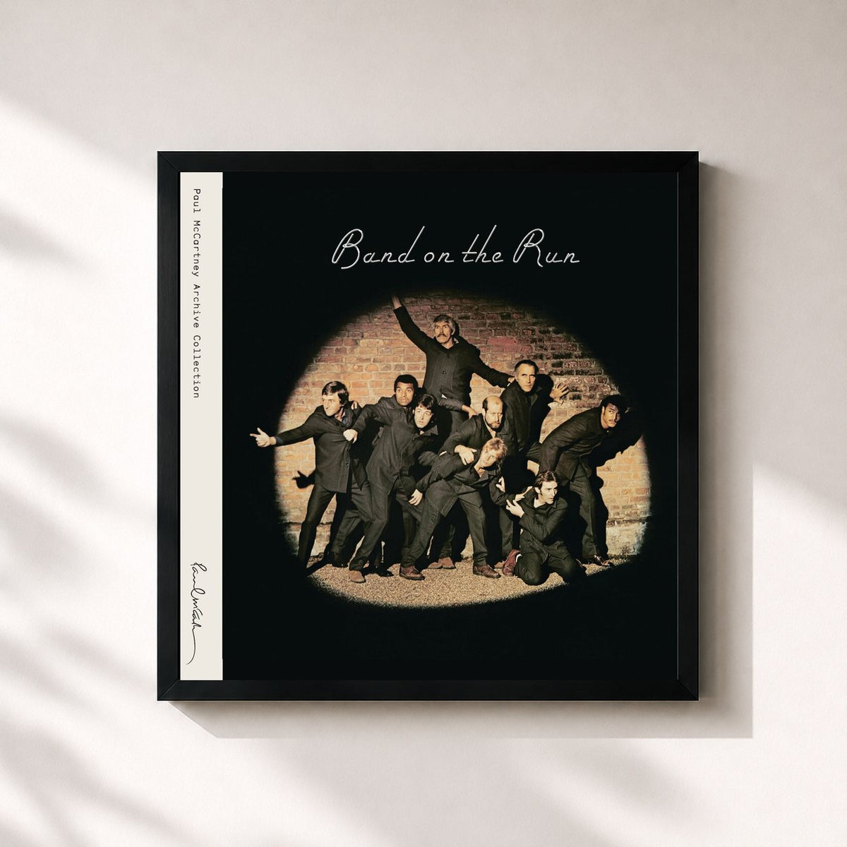 #noir Tableau carré de l'album Band On The Run (Archive Collection) de Paul McCartney, cadre noir 32x32 cm