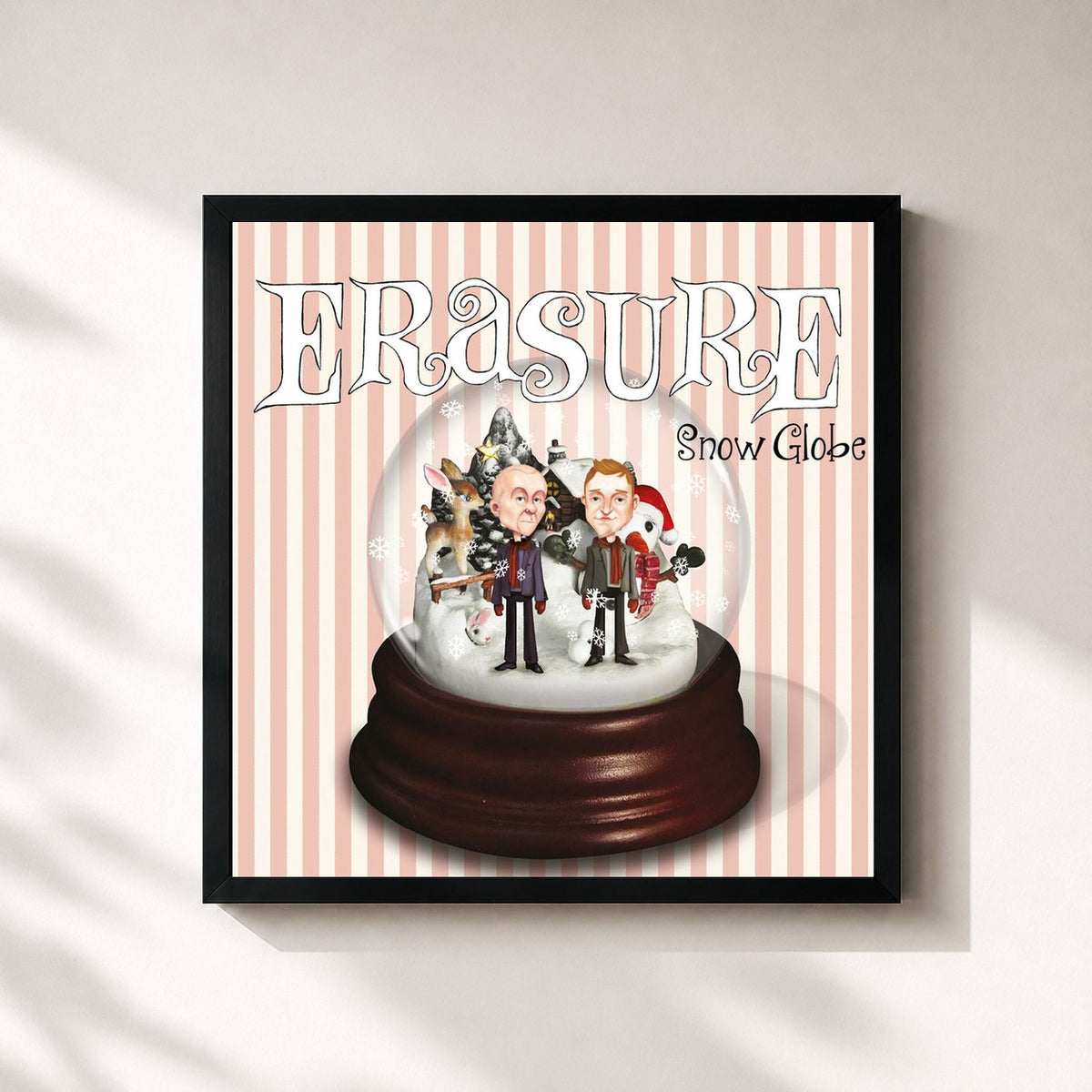 #noir Snow Globe di Erasure in stampa quadrata incorniciata, cornice nera 32x32 cm