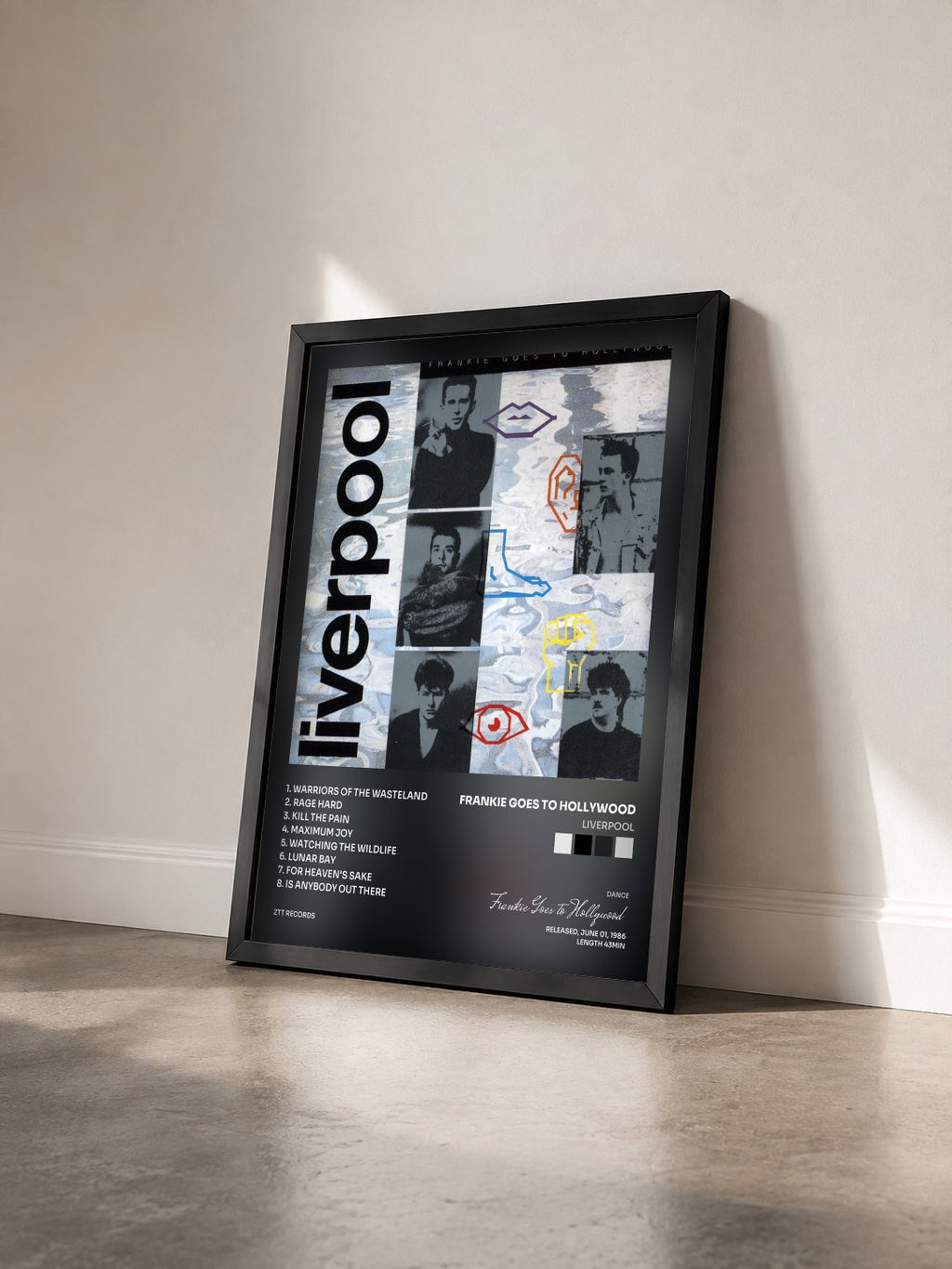 #noir Tableau de l'album Liverpool de Frankie Goes to Hollywood vu de trois quarts, cadre noir