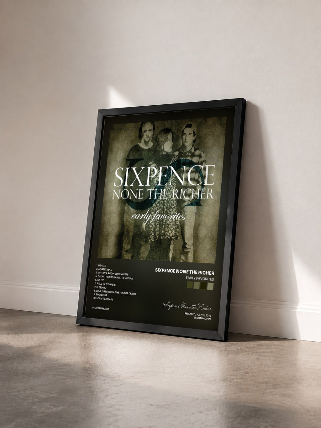 #noir Early Favorites di Sixpence None the Richer in stampa incorniciata vista di tre quarti, cornice nera