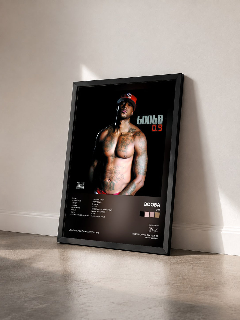 #noir Tableau de l'album 0.9 de Booba vu de trois quarts, cadre noir