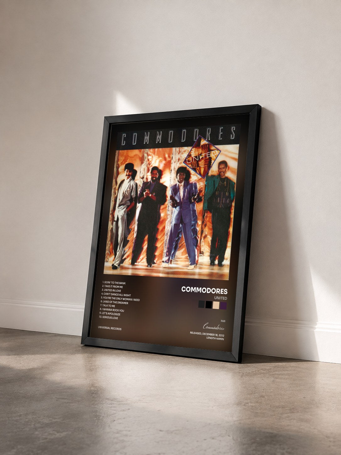 #noir Tableau de l'album United de Commodores vu de trois quarts, cadre noir