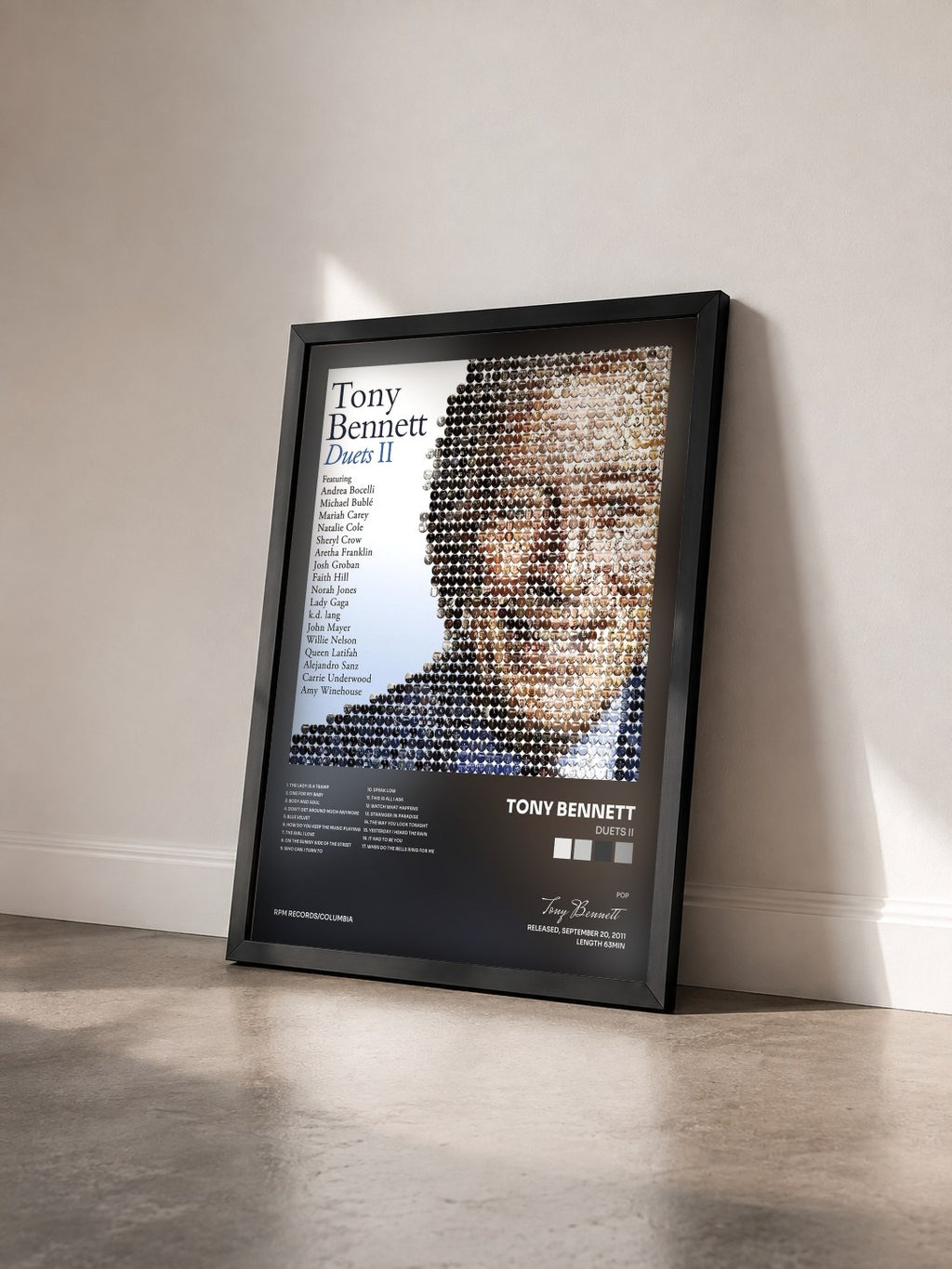 #noir Tableau de l'album Duets II de Tony Bennett vu de trois quarts, cadre noir