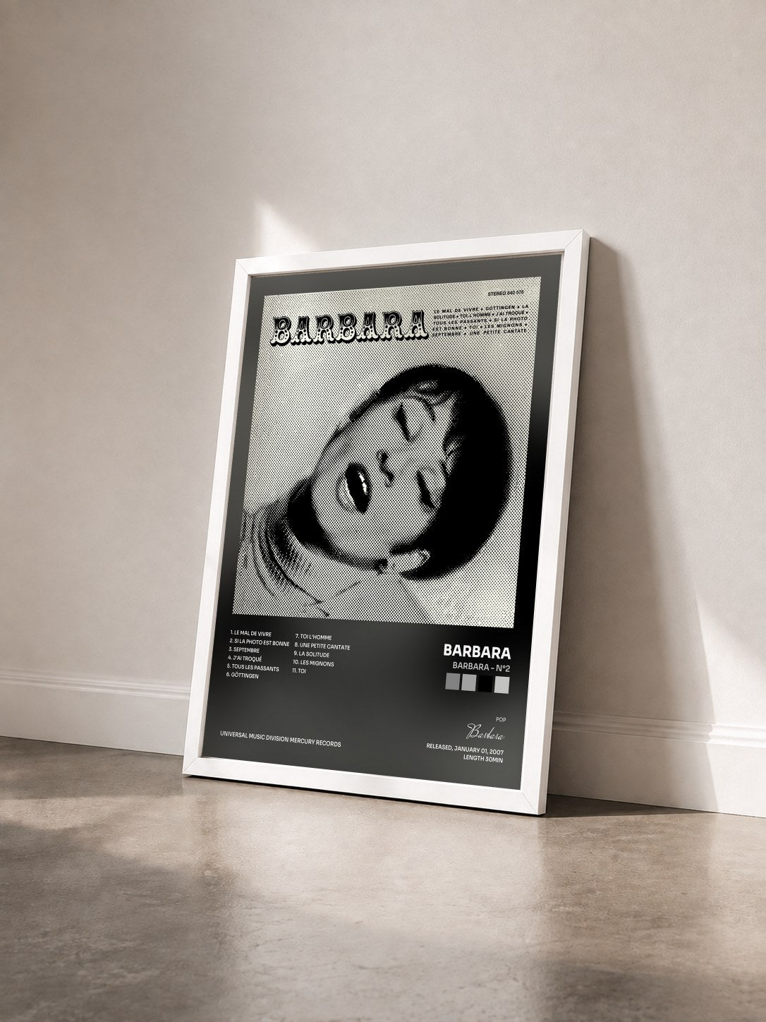 #blanc Tableau de l'album Barbara - N°2 de Barbara vu de trois quarts, cadre blanc