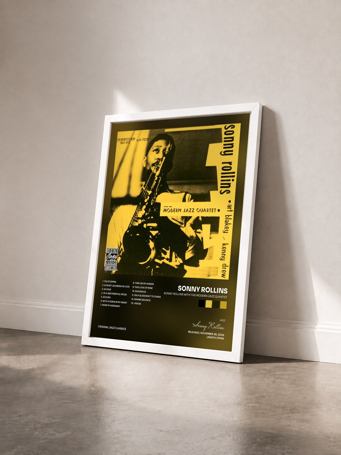 #blanc Tableau de l'album Sonny Rollins With The Modern Jazz Quartet de Sonny Rollins vu de trois quarts, cadre blanc
