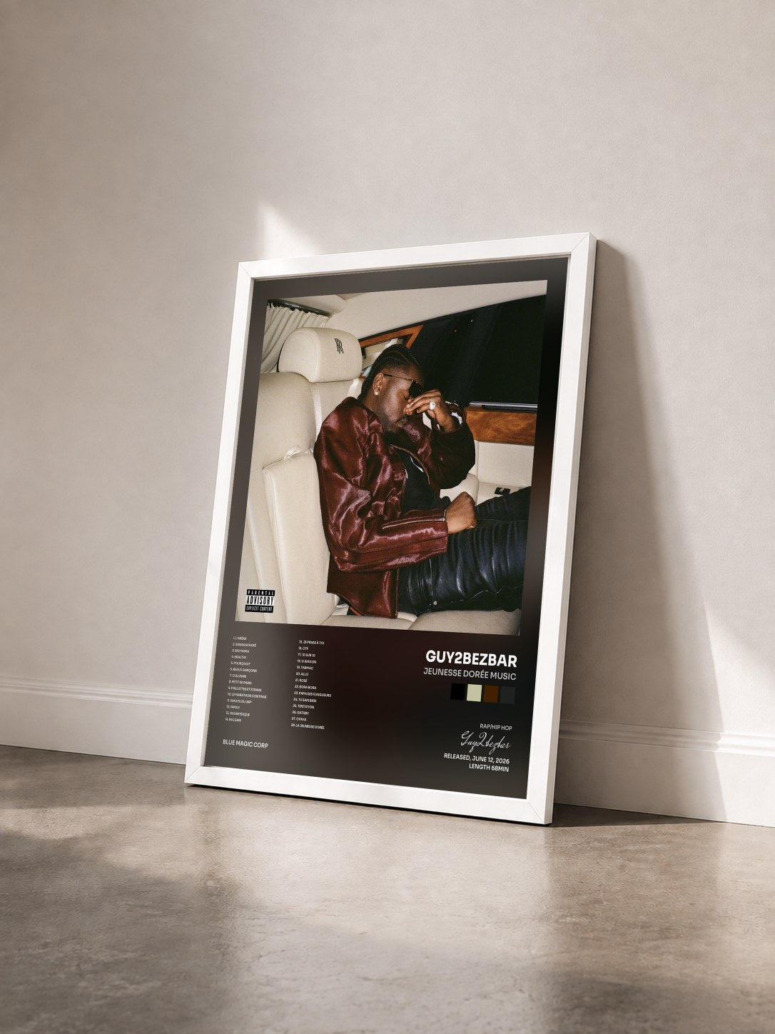 #blanc Tableau de l'album JEUNESSE DORÉE MUSIC de Guy2bezbar vu de trois quarts, cadre blanc