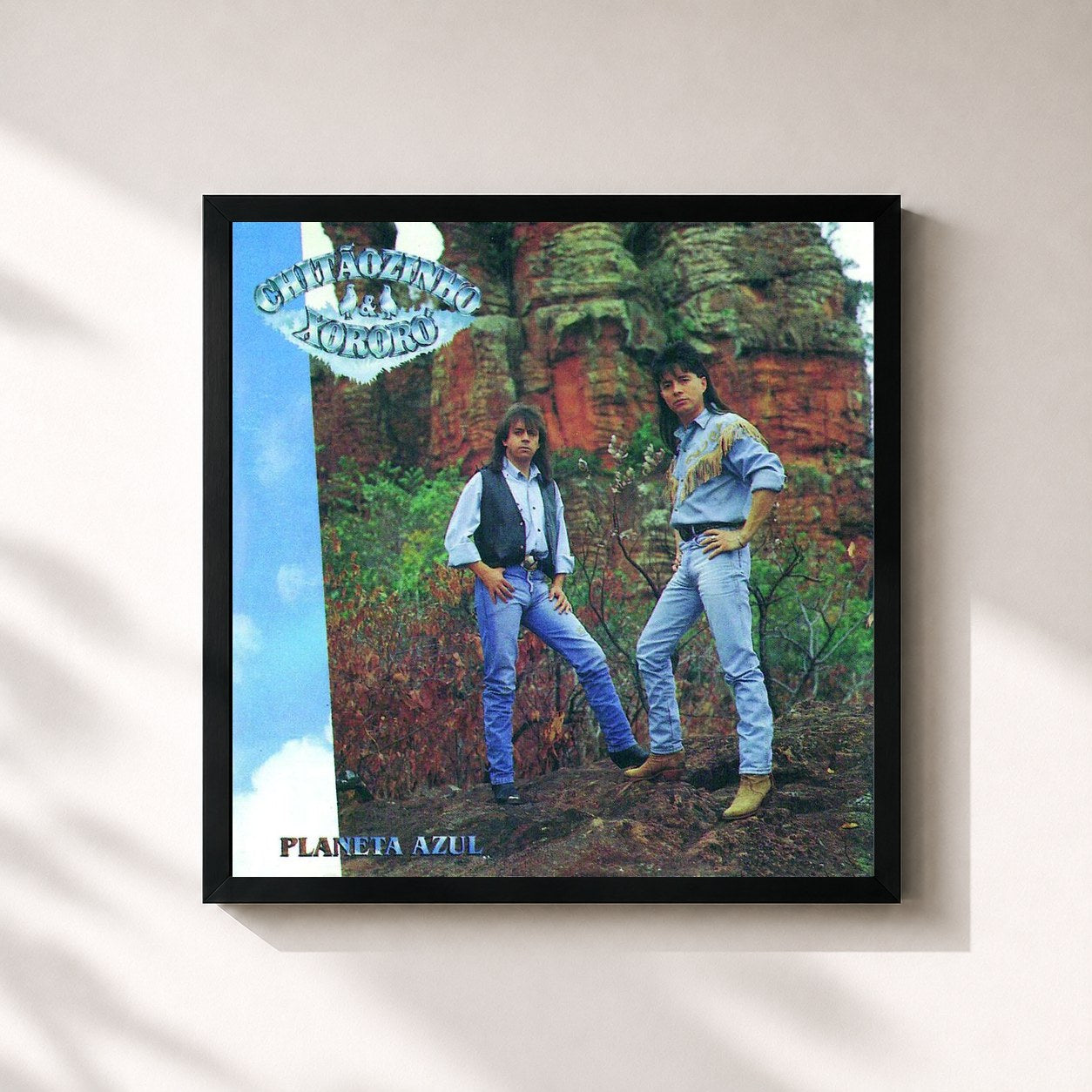 #noir Tableau carré de l'album Planeta Azul de Chitãozinho & Xororó, cadre noir 32x32 cm