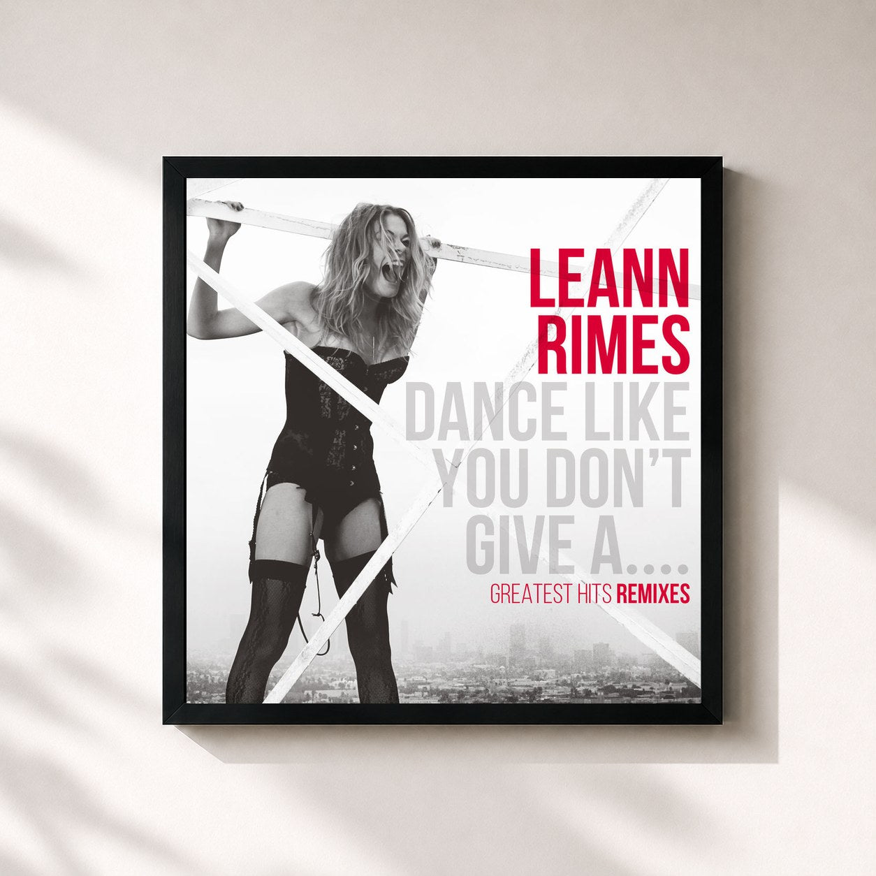 #noir Tableau carré de l'album Dance Like You Don't Give A....Greatest Remixes de LeAnn Rimes, cadre noir 32x32 cm