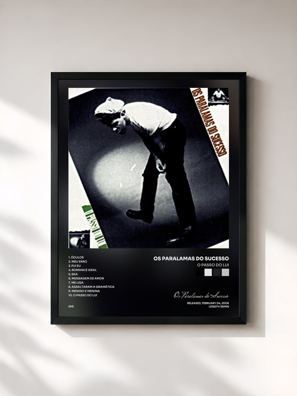 #noir Tableau de l'album O Passo Do Lui de Os Paralamas do Sucesso, cadre noir, imprimé et encadré en France