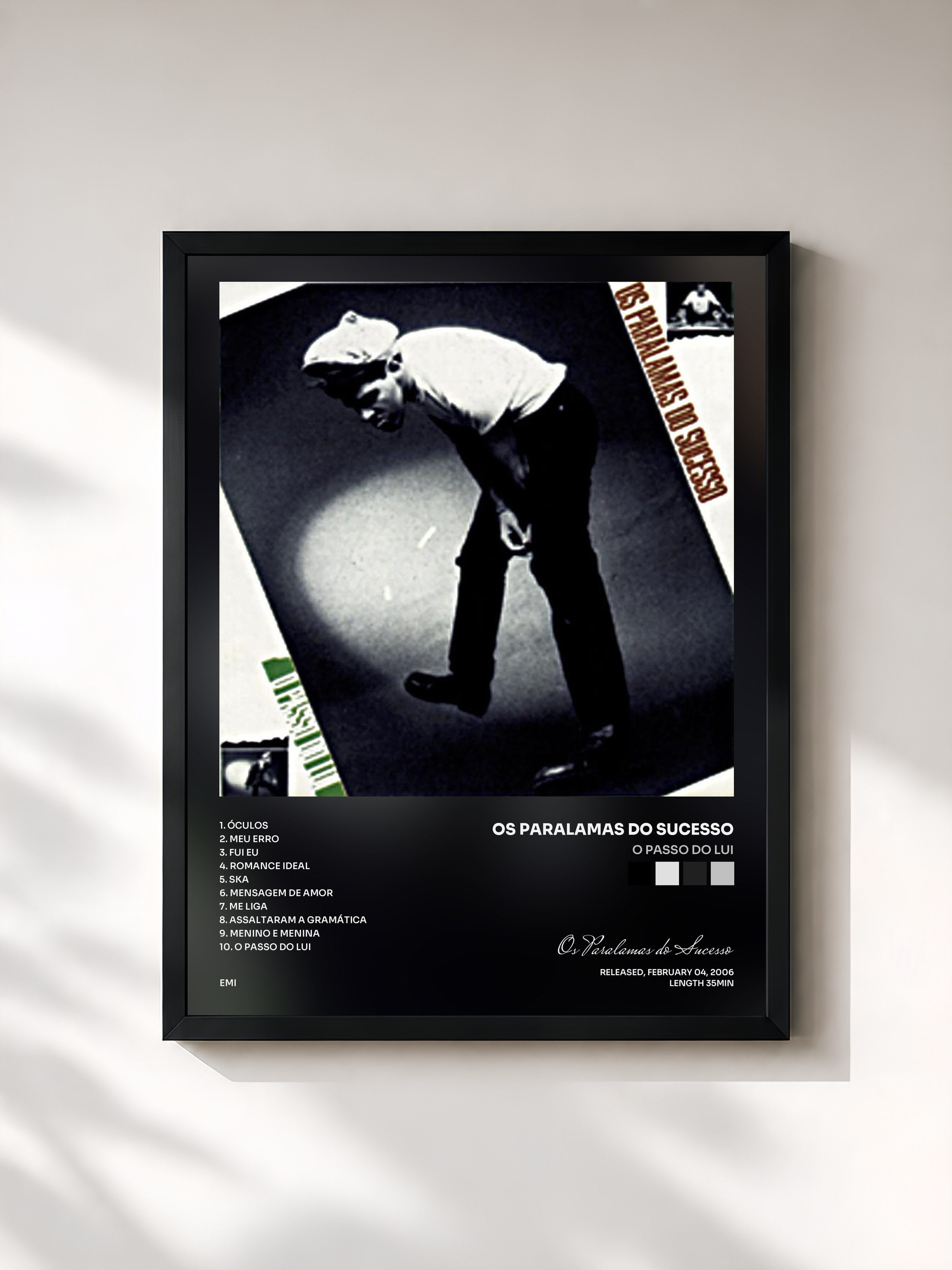 #noir Tableau de l'album O Passo Do Lui de Os Paralamas do Sucesso, cadre noir, imprimé et encadré en France