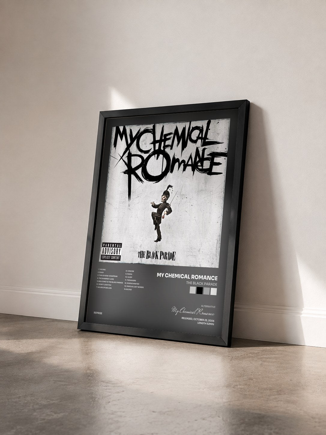 #noir Tableau de l'album The Black Parade de My Chemical Romance vu de trois quarts, cadre noir