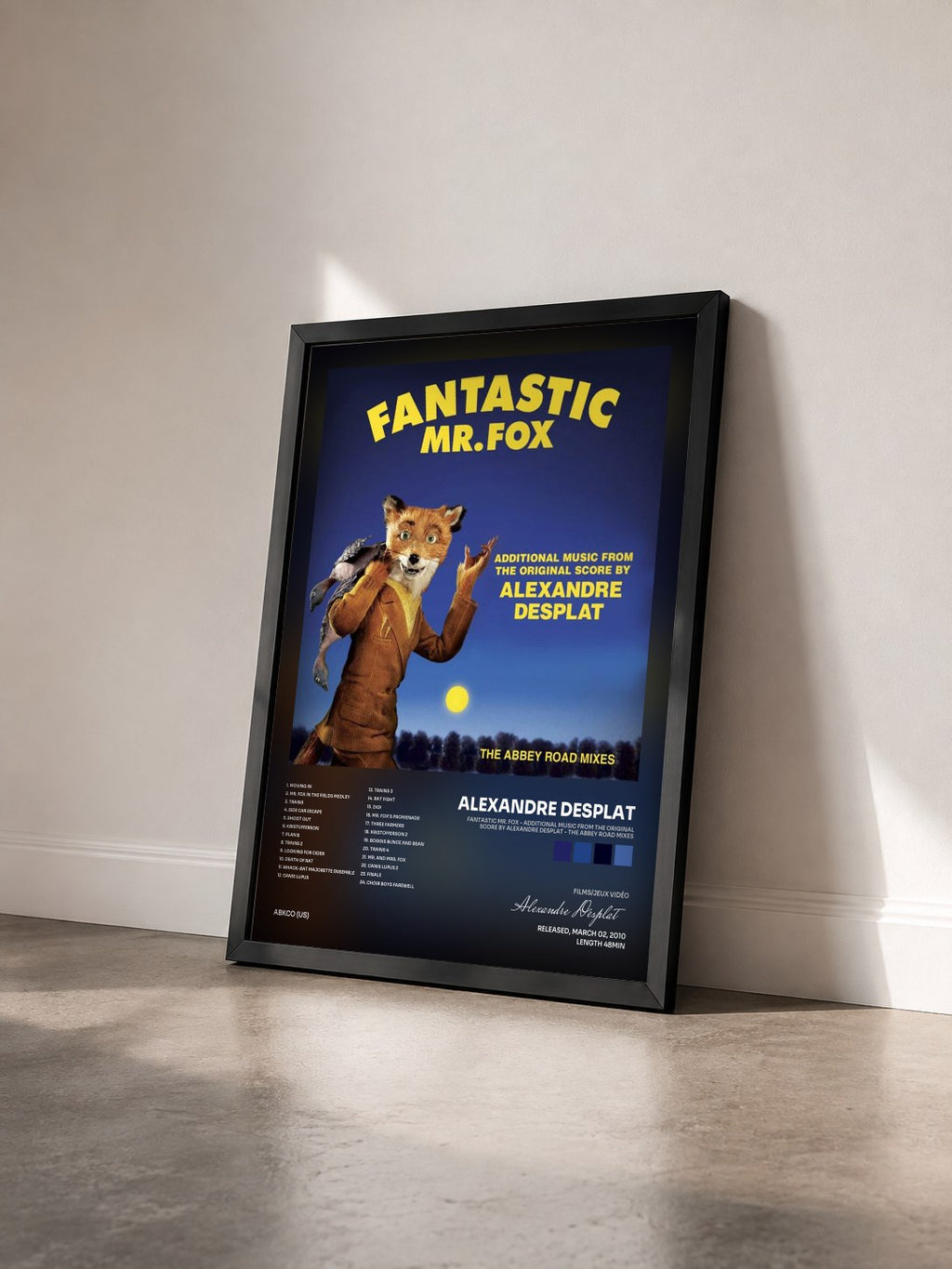#noir Tableau de l'album Fantastic Mr. Fox - Additional Music From The Original Score By Alexandre Desplat - The Abbey Road Mixes de Alexandre Desplat vu de trois quarts, cadre noir