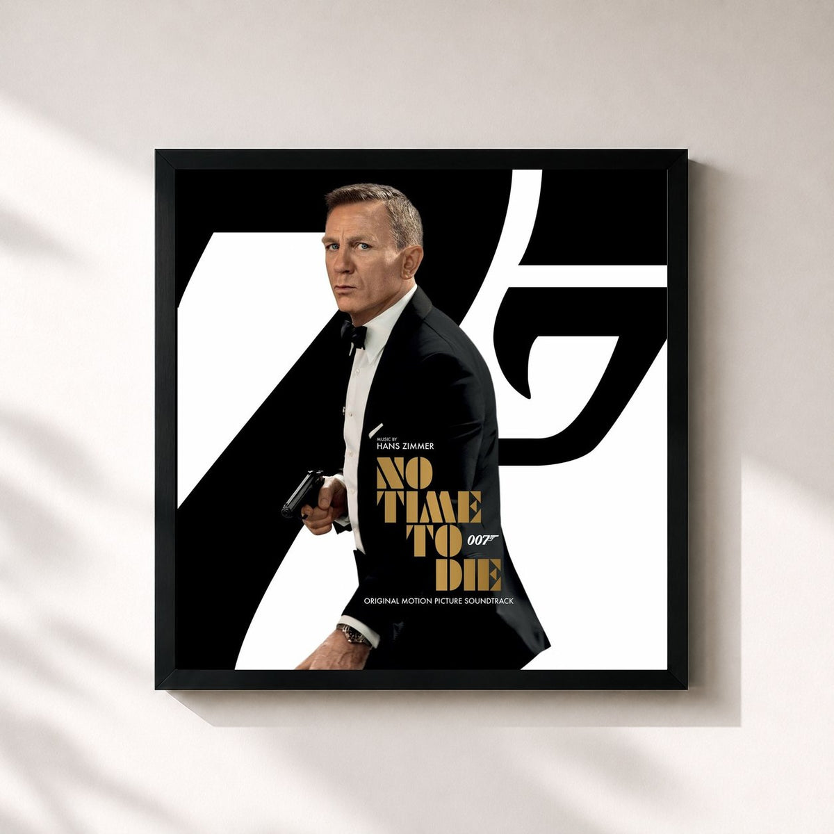 #noir Tableau carré de l'album No Time To Die (Original Motion Picture Soundtrack) de Hans Zimmer, cadre noir 32x32 cm
