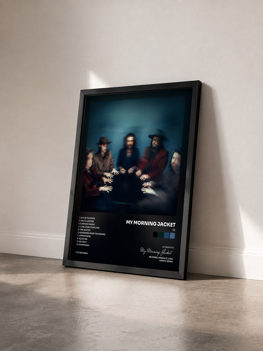 #noir Tableau de l'album is de My Morning Jacket vu de trois quarts, cadre noir