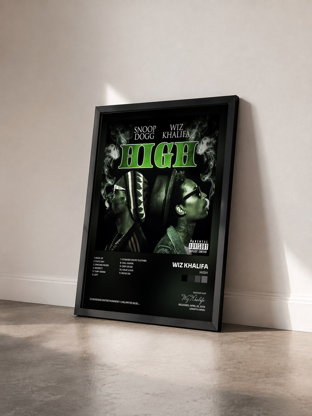 #noir Tableau de l'album High de Wiz Khalifa vu de trois quarts, cadre noir
