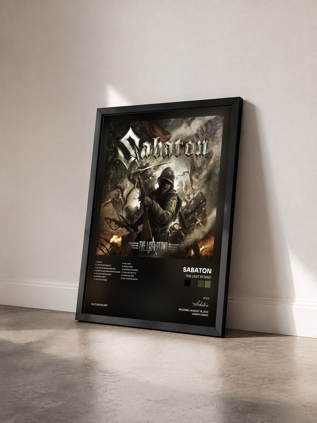 #noir The Last Stand von Sabaton als gerahmter Kunstdruck von schräg gesehen, schwarzer Rahmen