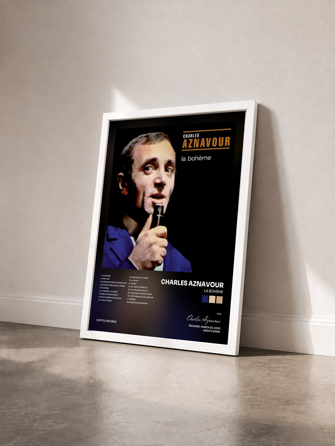 #blanc Tableau de l'album La Bohème de Charles Aznavour vu de trois quarts, cadre blanc