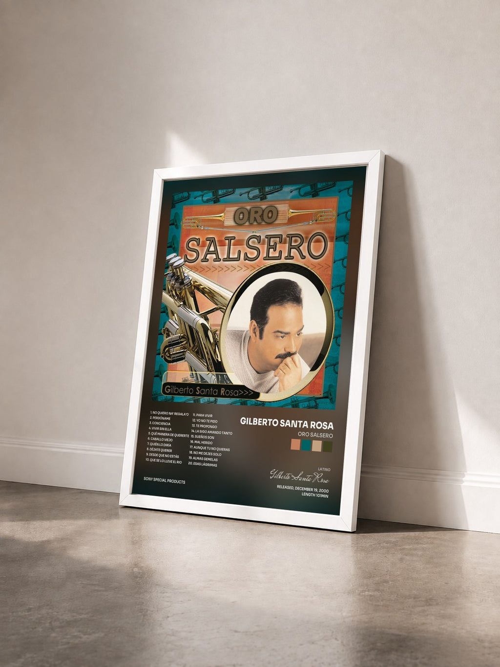 #blanc Tableau de l'album Oro Salsero de Gilberto Santa Rosa vu de trois quarts, cadre blanc