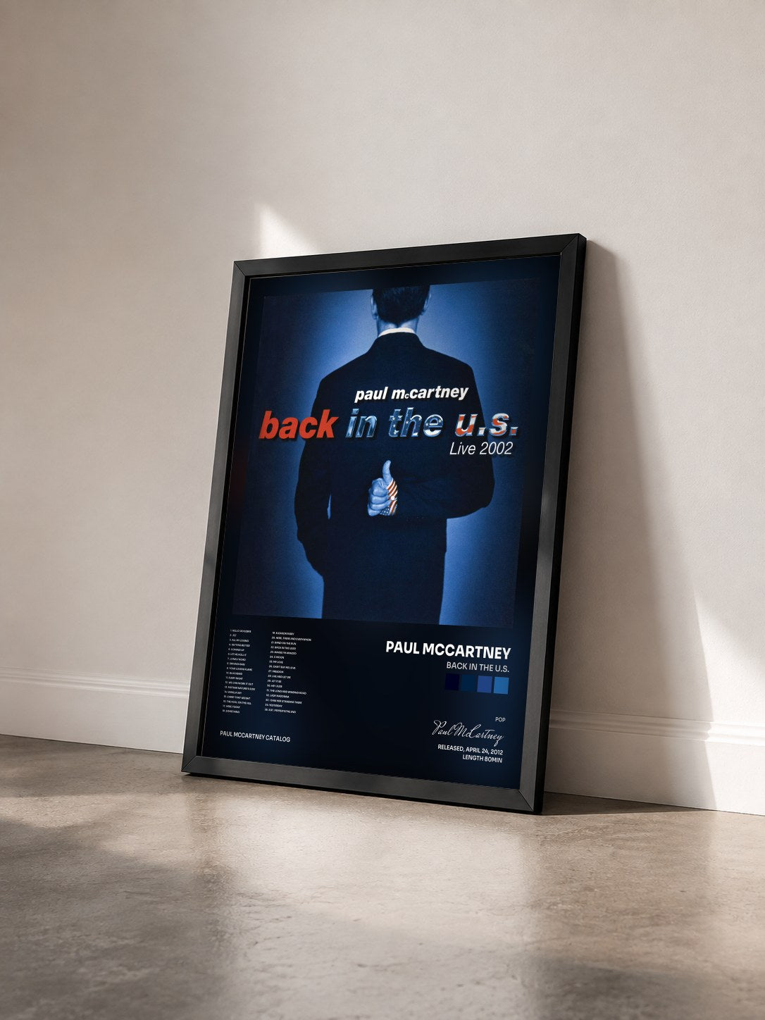#noir Tableau de l'album Back In The U.S. de Paul McCartney vu de trois quarts, cadre noir
