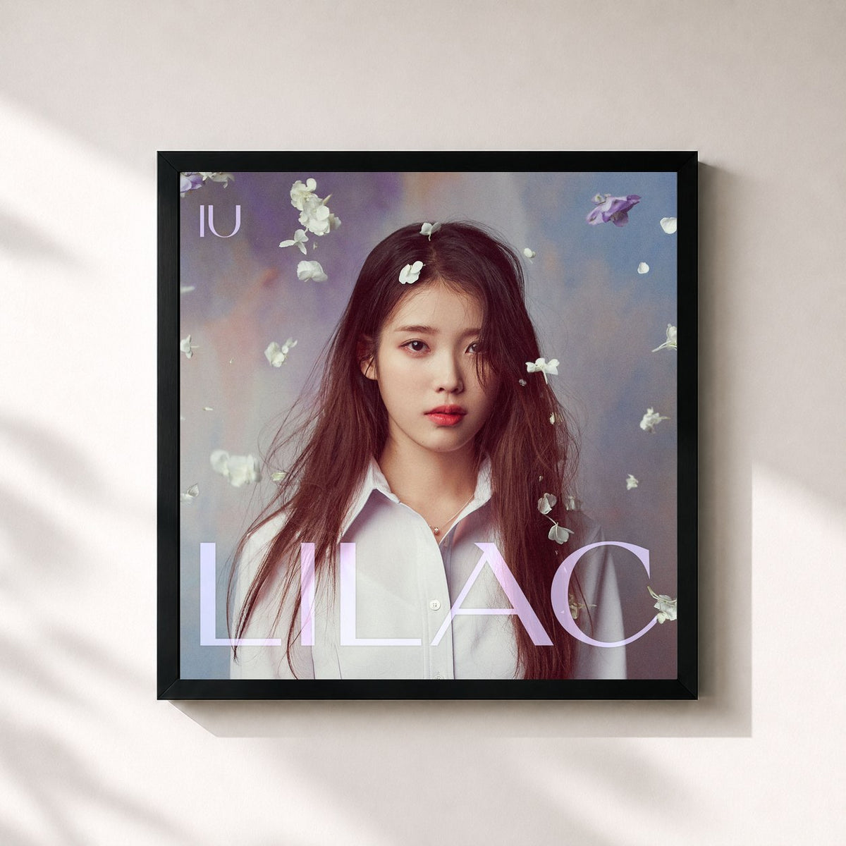 #noir Tableau carré de l'album IU 5th Album 'LILAC' de IU, cadre noir 32x32 cm