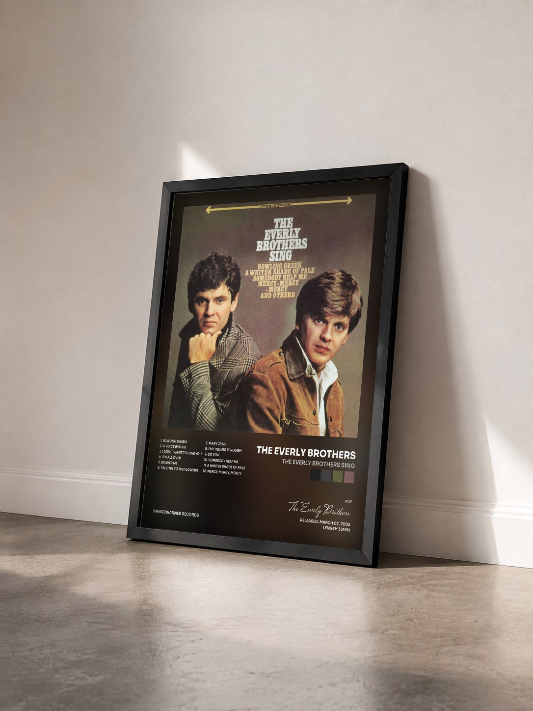 #noir Tableau de l'album The Everly Brothers Sing de The Everly Brothers vu de trois quarts, cadre noir