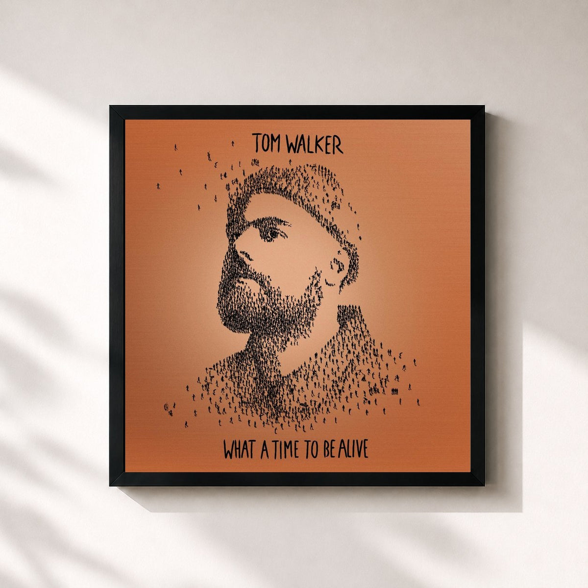 #noir Tableau carré de l'album What a Time To Be Alive (Deluxe Edition) de Tom Walker, cadre noir 32x32 cm