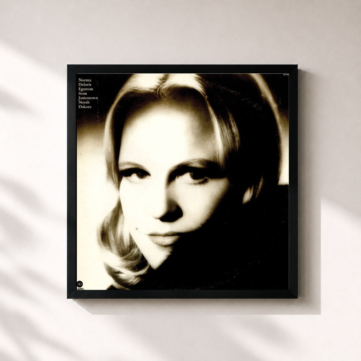 #noir Tableau carré de l'album Norma Deloris Egstrom From Jamestown, North Dakota de Peggy Lee, cadre noir 32x32 cm