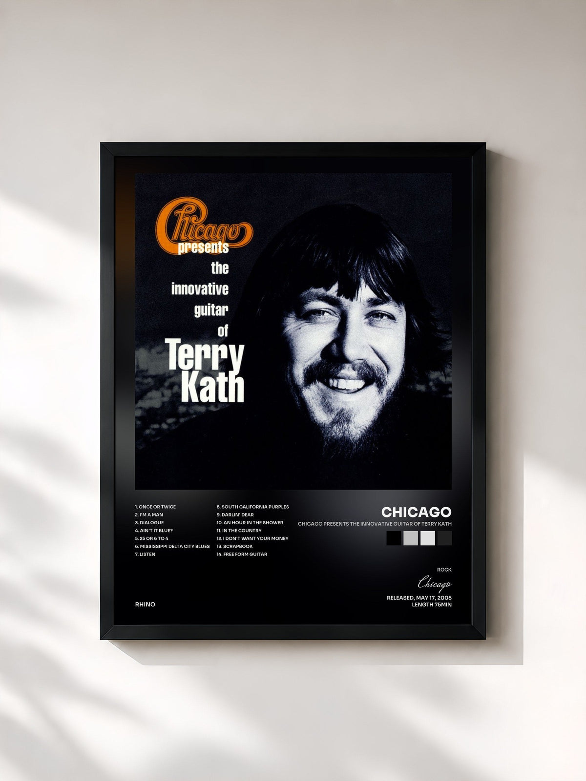 #noir Chicago Presents the Innovative Guitar of Terry Kath de Chicago en lámina enmarcada, marco negro, impresa y enmarcada en Francia