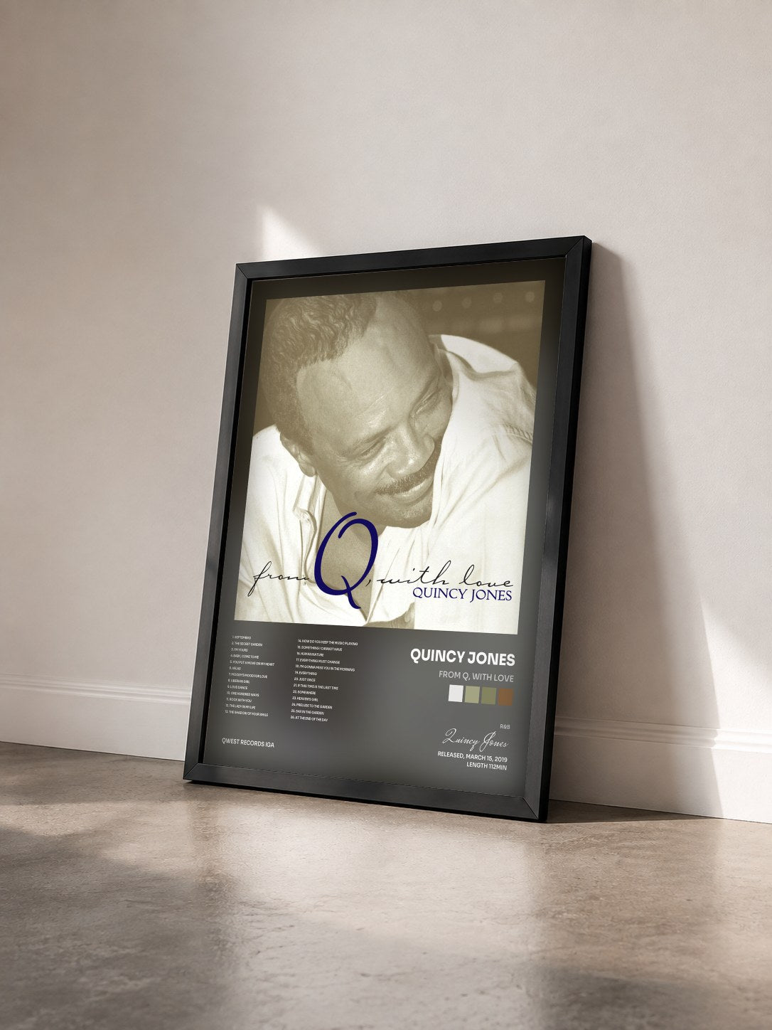 #noir Tableau de l'album From Q, With Love de Quincy Jones vu de trois quarts, cadre noir