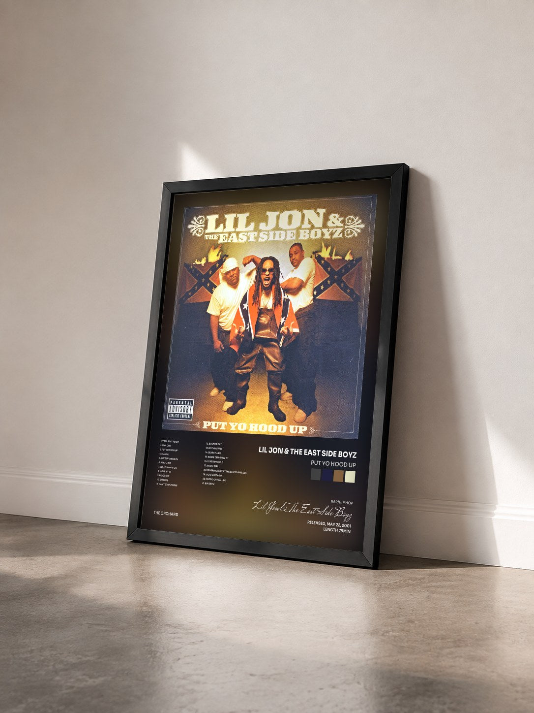#noir Tableau de l'album Put Yo Hood Up de Lil Jon & The East Side Boyz vu de trois quarts, cadre noir