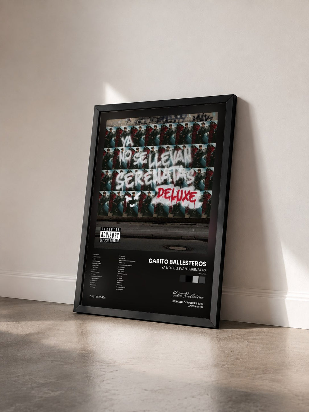#noir Tableau de l'album Ya No Se Llevan Serenatas (Deluxe) de Gabito Ballesteros vu de trois quarts, cadre noir