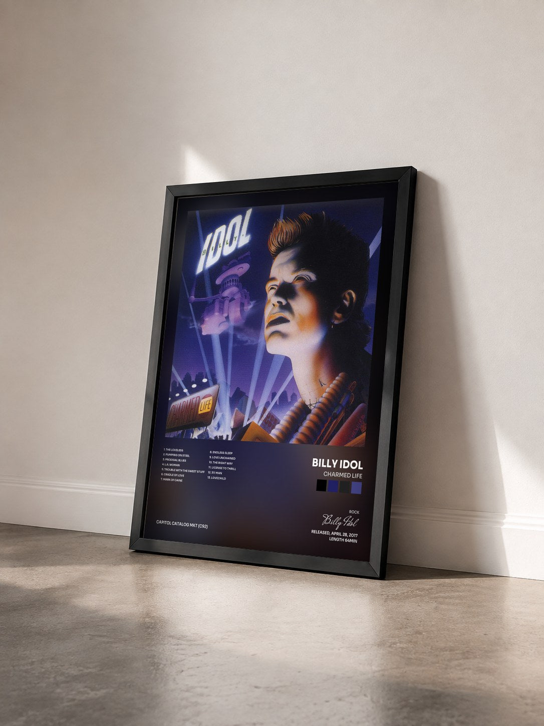 #noir Tableau de l'album Charmed Life de Billy Idol vu de trois quarts, cadre noir