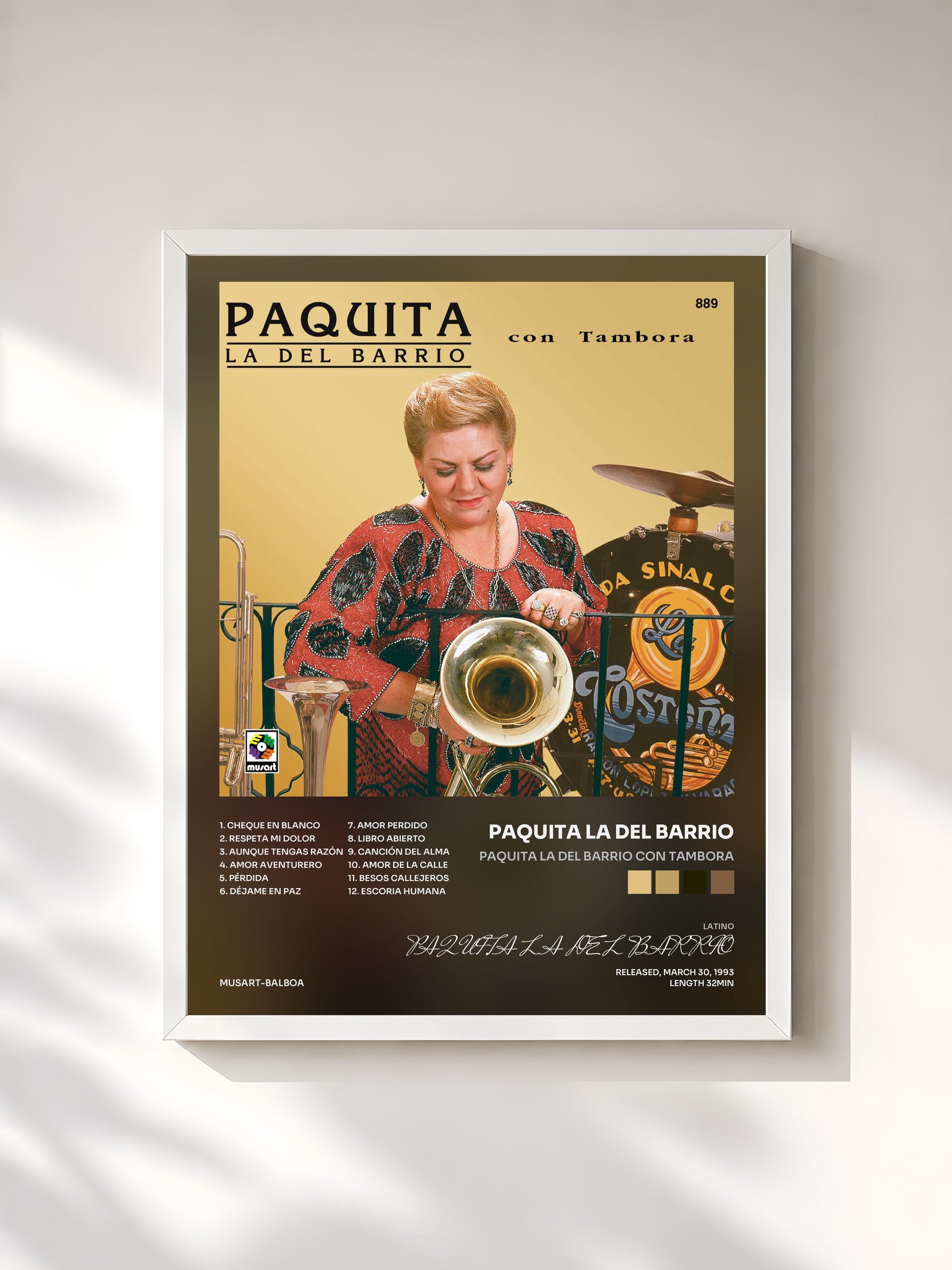 #blanc Tableau de l'album Paquita La Del Barrio Con Tambora de PAQUITA LA DEL BARRIO, cadre blanc, imprimé et encadré en France