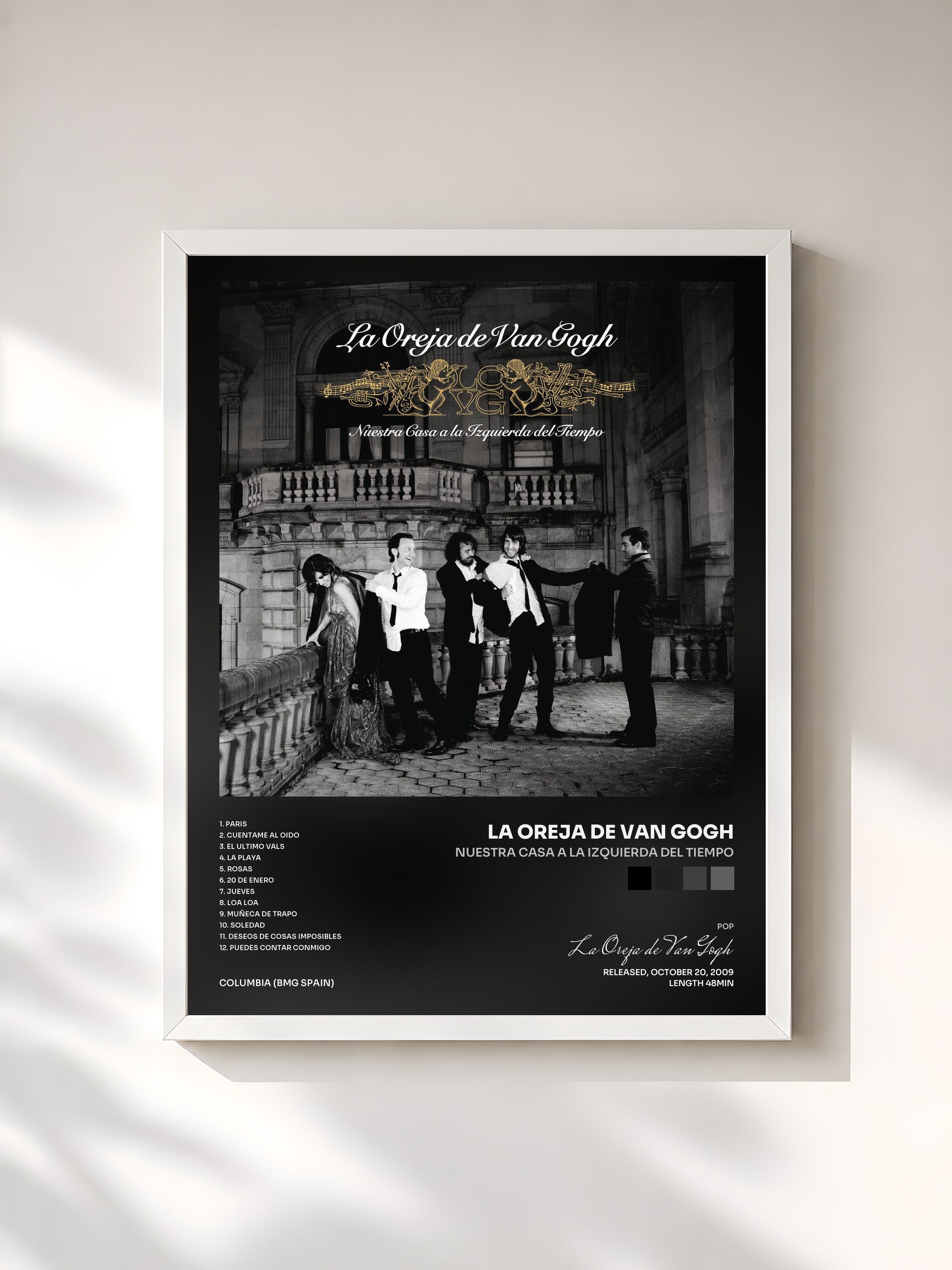 #blanc Tableau de l'album Nuestra Casa a la Izquierda del Tiempo de La Oreja de Van Gogh, cadre blanc, imprimé et encadré en France