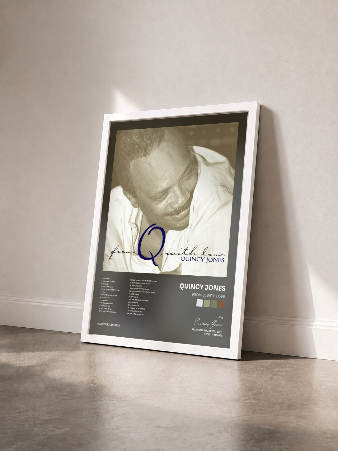 #blanc Tableau de l'album From Q, With Love de Quincy Jones vu de trois quarts, cadre blanc